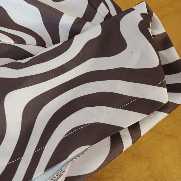 River Island Swirl Wavy Cream Brown Shirt Dress 6 See Pics for SmallDefects NWOT - Picture 13 of 16